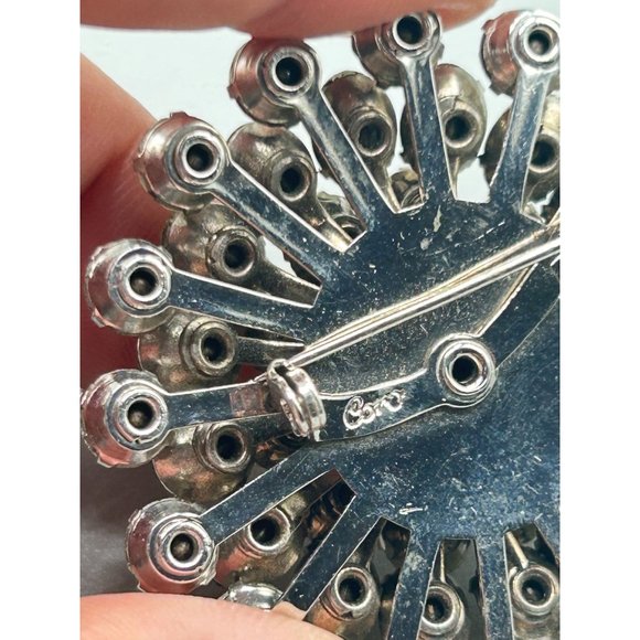 Vintage Signed Coro Clear Rhinestones Brooch Layered Sunburst Dimensional Pin - Picture 5 of 6